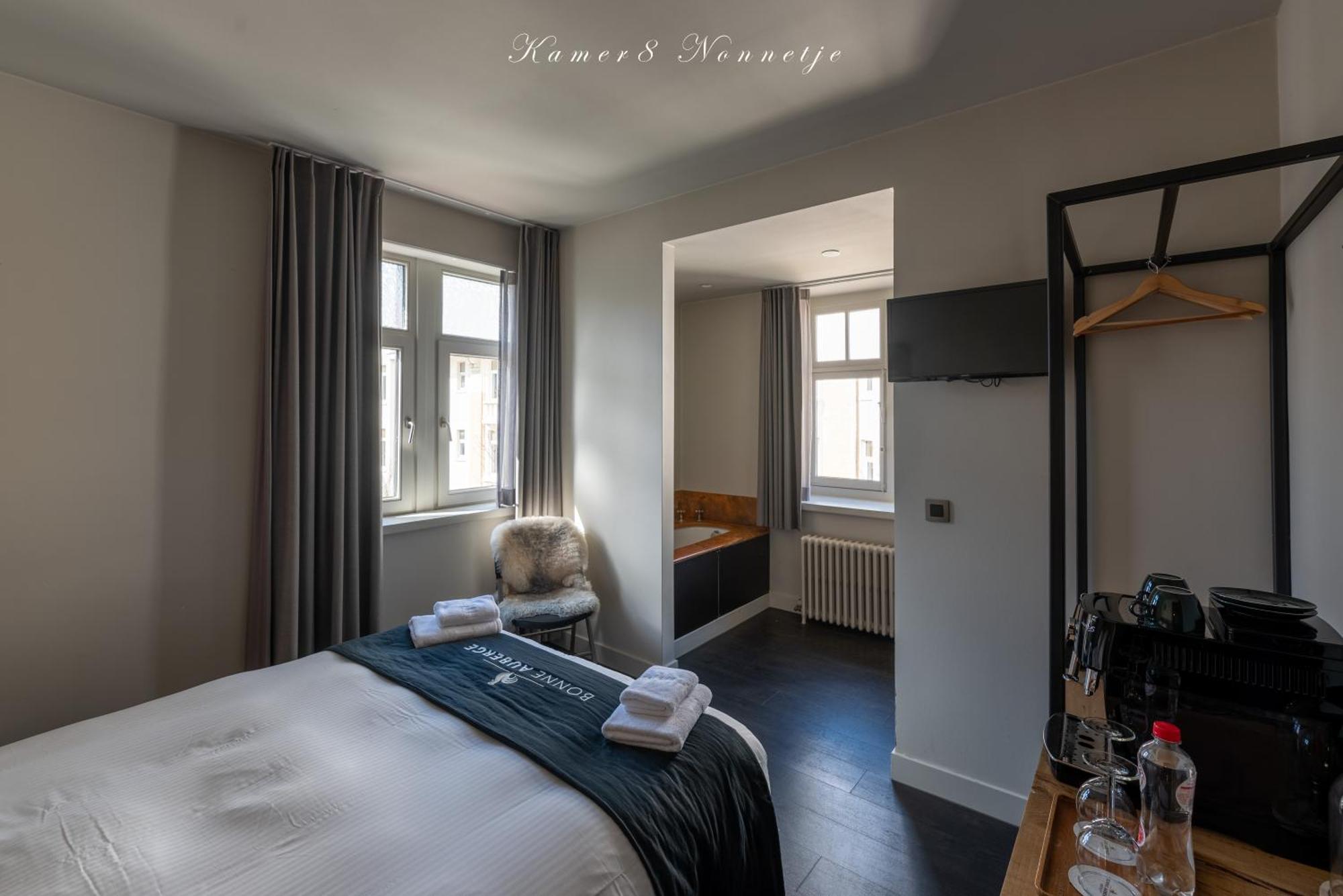 Hotel Bonne Auberge (Adults Only) Де Хаан Екстериор снимка